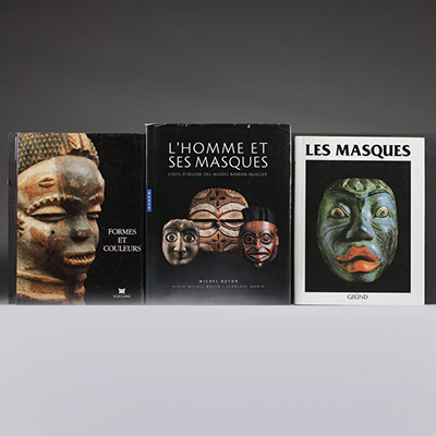 Lot de 6 livres sur l’art africain . Multilingue