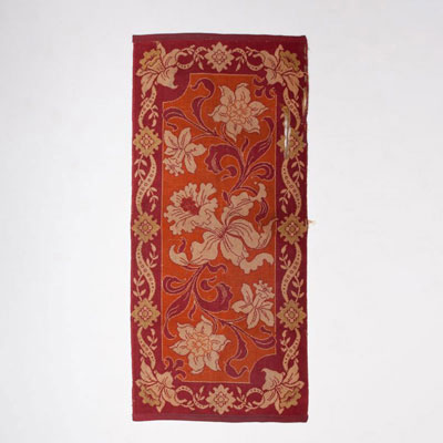Art Nouveau wool rug, Belgian work circa 1900, reminiscent of the work of Georges Lemmen.