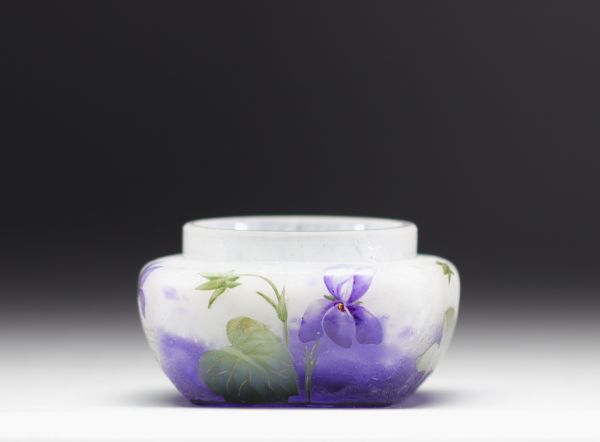 DAUM Nancy - Petit vide poche aux Violettes.