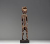 Sepik, Papouasie - Nouvelle Guinée sculpture datant du début du XXème siècle.