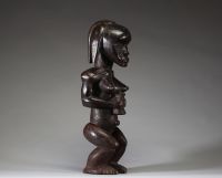 Afrique - Statue Fang Betsi en bois sculpté, Gabon, 1ère moitié XXème.