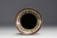 Chine - Vase en émail cloisonné, marque en creux sous la pièce.