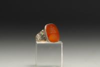Bague en argent avec sceau héraldique en Agate cornaline, fin XIXe siècle.