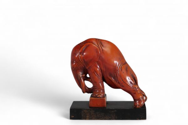 Guido Cacciapuoti - Éléphant en terre cuite vernissé mat édition A. G. Bertini - Italie 1930.