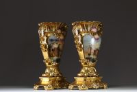 Old Brussels - Imposing pair of polychrome porcelain vases with relief decoration, gold highlights, rural and marine scenes, 19th century.
