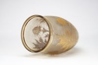 Élégant vase Art Nouveau en verre dégagé à l’acide, orné de chardons dorés – vers 1900