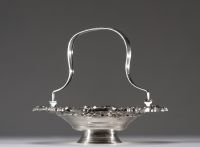 Solid silver fruit bowl with rocaille decoration.