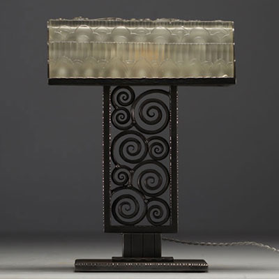 Lampe de bureau Art Déco en verre sablé.