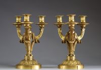 Jean-Charles DELAFOSSE (1734-1789) dans le goût de - Paire de candélabres en bronze doré d'époque Louis XVI, dernier quart XVIIIème.