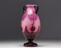 Le Verre Français - Vase aux Dahlias en verre multicouche.