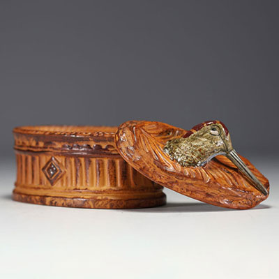 PILIVITE - Terrine decorated with a woodcock in polychrome fired porcelain.