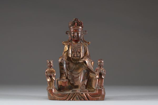 Chine, XVIIe–XVIIIe siècle — Statuette de Guanyin en bronze doré