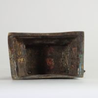 CHINE, FIN XIXe – DÉBUT XXe SIÈCLE Figure d’Amitāyus Bronze doré, fond de trône en bronze patiné.