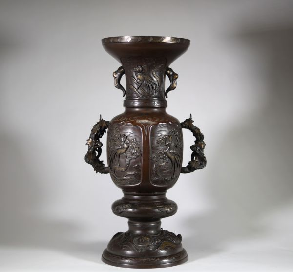 Japon - Vase en bonze