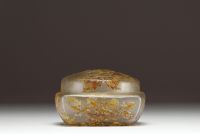 DAUM Nancy - Box in frosted acid-etched glass decorated with a murier tree, signed.