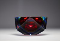 Flavio POLI (1900-1980) Verrerie de Murano Sommerso, cendrier en verre multicouche, vers 1970.