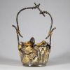 Petit pot ornemental en bronze, décor de souris – Asie de l’Est, fin XIXe / début XXe siècle Travail en bronze ciselé et partiellement doré – Japon 