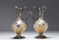 Victor SAGLIER (1840-1890) Pair of ewers in enamelled frosted glass and silver-plated metal, hallmark on the handles.