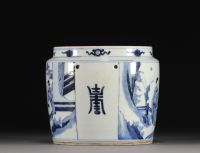 China - Perfume burner in blue porcelain with figures, 18th century.