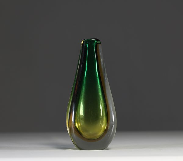 Flavio POLI (1900-1984) Soliflore Sommerso en verre multicouche, Murano, vers 1960-70