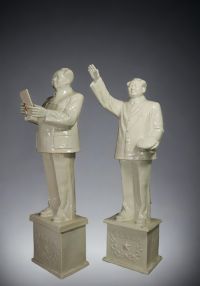 China - Imposing pair of white enamelled porcelain statues of Mao Zedong, Republic period.
