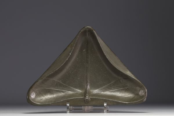 Engelbert Kayser (1840-1911) Pewter tray with dragonfly decoration published by Kaysezinn.