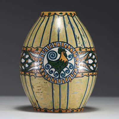 Charles CATTEAU (1880-1966) Boch Keramis - Vase with rooster in glazed stoneware, decoration 635, shape 901, blue mark under the piece.
