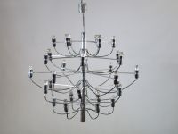 Gino SARFATI (1912-1985) Large chandelier with central shaft in chromed metal and fifty adjoining light arms, model no. 2097, produced by Arteluce from 1958.