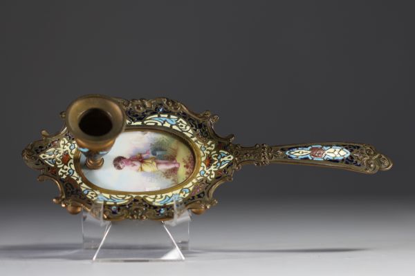 Hand candlestick in enamelled cloisonné bronze and miniature on porcelain, 19th century.