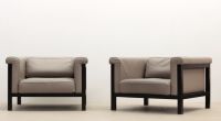 JULES WABBES (1919-1974) Pair of ‘Livourne’ armchairs Series 800 Bulo edition in black lacquered wood and taupe grey leather.