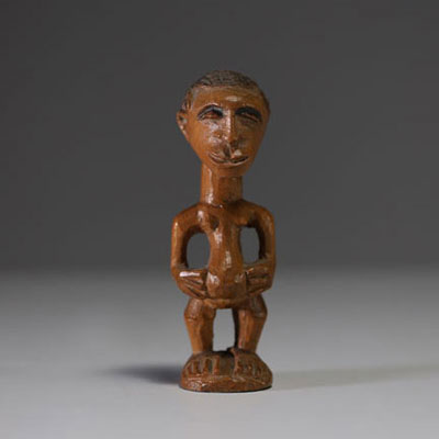Afrique RDC - Fétiche Songye en bois sculpté, début XXème.