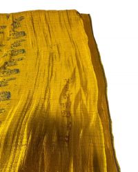Chine - Deux panneaux en brocart de soie jaune et bleue à motif de fleurs stylisées, début XXème.