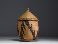 Collection of over 200 Central African baskets from the 19th and 20th centuries - Collection of Mr Christian Borzykowski.