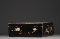 Japon - Coffret à décor Maçonnique en laque de Nagasaki et marqueterie, Edo, XIXème.