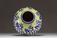 Charles CATTEAU (1880-1966) Boch Keramis - Glazed ceramic vase with floral decoration D1121, shape 721, stamp under the piece.