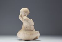 Guido METSERS (1940- ) Sculpture of a woman in relief, signed on the base.