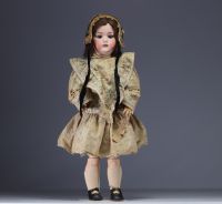 WALKURE GERMANY - Poupée tête porcelaine n°70, bouche ouverte, début XXème.