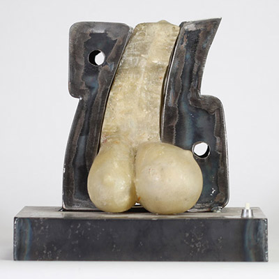 DANY TULKENS (né en 1951) Sans titre (sculpture lumineuse) Métal, résine, composant électrique Vers 1990-2010.