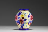 Charles CATTEAU (1880-1966) Boch Keramis - Glazed ceramic vase with floral decoration D2243, shape 1195, stamp under the piece.
