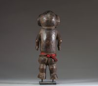 Afrique RDC - Ancienne statuette Yanda / Nazeze, Ngbaka en bois sculpté, Congo RDC, début XXème.