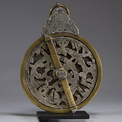 Astrolabe en bronze et laiton, Inde - Iran, XVIII-XIXème.