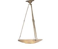 Pierre D’AVESN (1901-1990) - Suspension Art Déco en verre moulé pressé stylisé à décor d'hirondelles, monture en bronze argenté, signée.