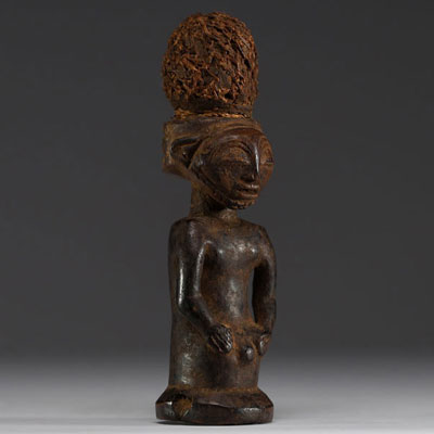 Afrique RDC - Statuette Hemba en bois sculpté.