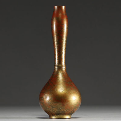 Japan - Bronze vase, Murashido technique with red and gold patina, Taishō period, 20th century, mark under the piece.