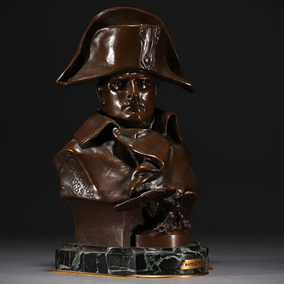 Renzo COLOMBO (1856-1885) Bust of Napoleon 1st in bronze with shaded brown patina, 1885.