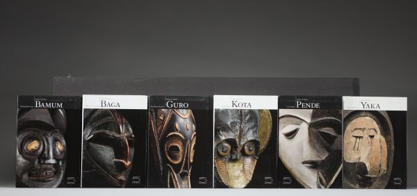Lot de 6 livres art africain. Editions 5 continents (FR)