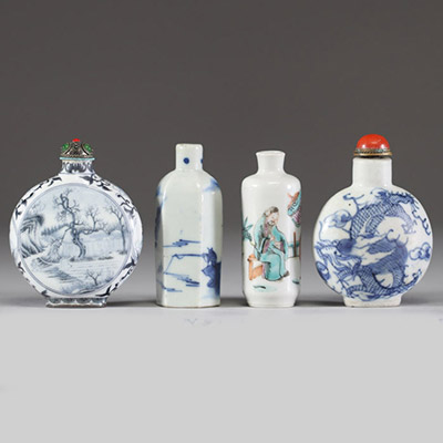 Chine - Ensemble de 4 tabatières en porcelaine et émaux, XIXe-XXe siècle.
