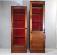 Gustave SERRURIER-BOVY (1858-1910) Pair of Padouk, brass and glass bookcases, circa 1900.