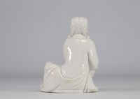 Statue de Guanyin en blanc de Chine avec un visage masculin rare du XVIIe siècle