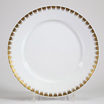 Henry van de Velde (1863–1957) Assiette à frise grecque stylisée – Éditée par Fraureuth AG, Allemagne - Vers 1906.